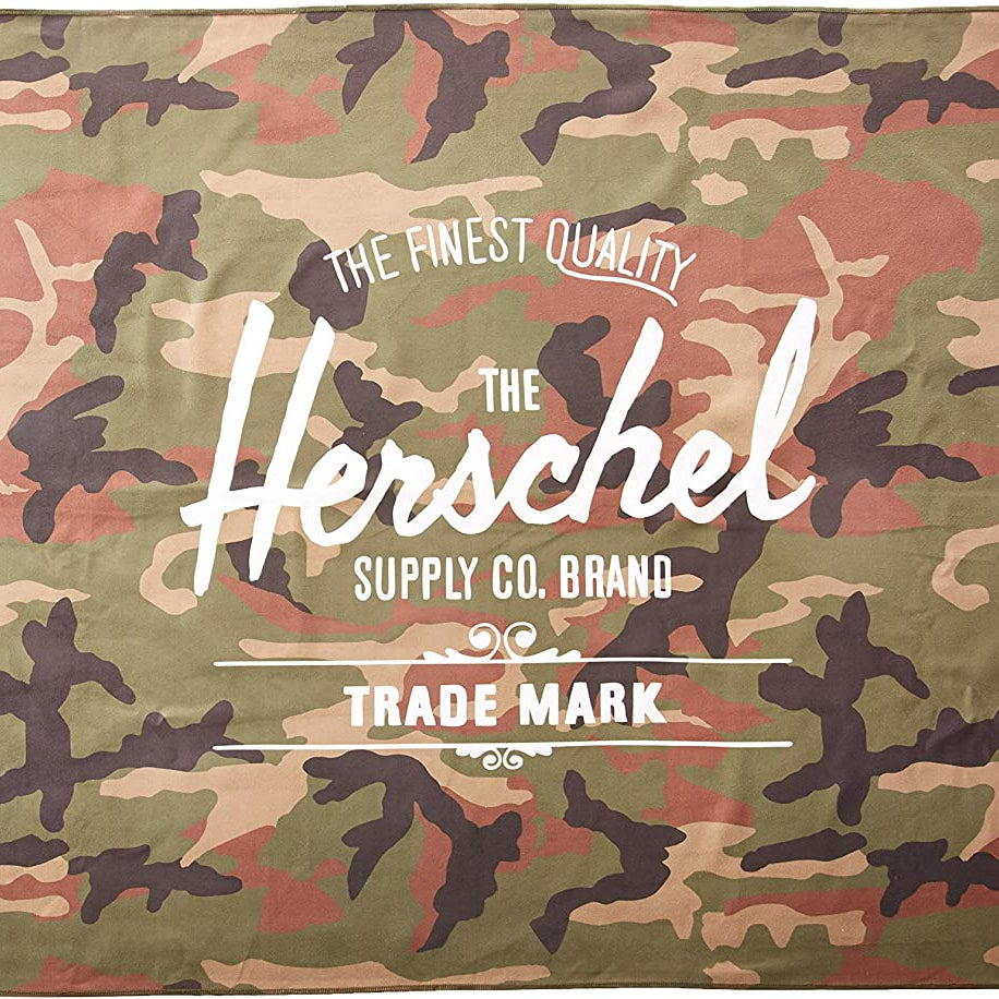 Herschel Camp Towel - Woodland Camo