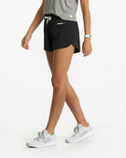 Vuori Clementine 4" Short 2.0